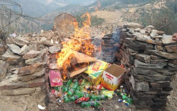 बैतडीको खोड्पेमा बजार अनुगमन, ८ पसलबाट ४५ हजार जरीवाना 